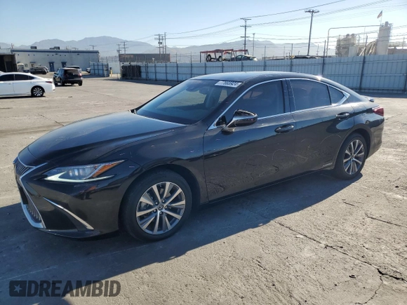 2021 Lexus ES with VIN 58ACA1C14MU005032, listed as a Copart auction lot 77665924 with 54,721 mi miles and Salvage Title. Bid and sale history available at carsss.com. Image 1.