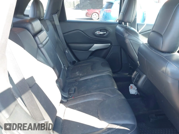 2018 Jeep Cherokee Latitude Plus with VIN 1C4PJMLB3JD571203, listed as a IAAI auction lot 41741170 with 134,877 mi miles and . Bid and sale history available at DreamBid. Image 8.