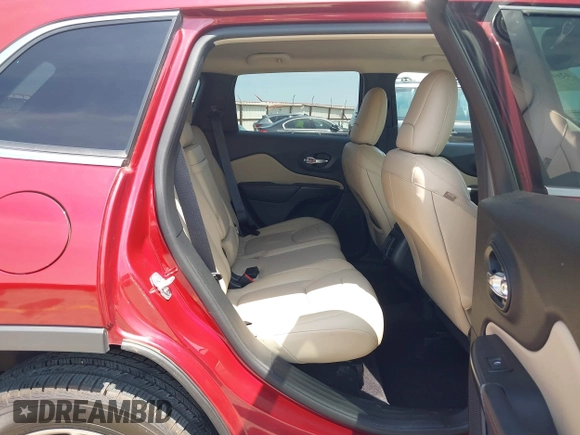 2017 Jeep Cherokee High Altitude z VIN 1C4PJMDS5HW510819, wystawiony jako IAAI lot #42447600 z przebiegiem 25 083 mil mil oraz . Historia ofert i sprzedaży dostępna na DreamBid. Obrazek 8.