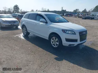 2015 Audi Q7 3.0T Premium Plus with VIN WA1LGAFE2FD023003, listed as a IAAI auction lot 41693900 with 45,470 mi miles. Bid and sale history available at carsss.com. Image 1.