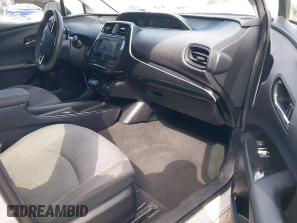 2016 Toyota Prius Two with VIN JTDKBRFU3G3005025, listed as a IAAI auction lot 41893173 with 152,130 mi miles and . Bid and sale history available at DreamBid. Image 5.