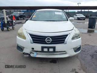 2014 Nissan Altima S with VIN 1N4AL3AP9EN260017, listed as a IAAI auction lot 41909306 with 288,257 mi miles and . Bid and sale history available at DreamBid. Image 13.