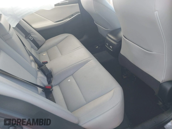 2015 Lexus IS 250 with VIN JTHCF1D22F5020032, listed as a IAAI auction lot 40811836 with 92,943 mi miles and . Bid and sale history available at DreamBid. Image 8.