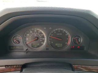 2005 Volvo S80 z VIN YV1TS592251392046, wystawiony jako Copart lot #55483455 z przebiegiem 76 762 mil mil oraz Szkoda całkowita • Salvage title. Historia ofert i sprzedaży dostępna na DreamBid. Obrazek 9.