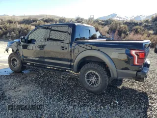 2020 Ford F-150 Raptor with VIN 1FTFW1RG0LFA72722, listed as a Copart auction lot 50240675 with 87,291 mi miles and Salvage Title. Bid and sale history available at carsss.com. Image 2.