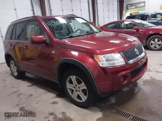2006 Suzuki Grand Vitara Luxury with VIN JS3TD947264106126, listed as a IAAI auction lot 41961693 with 146,105 mi miles. Bid and sale history available at carsss.com. Image 1.