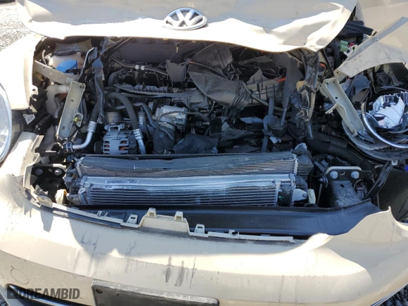 2019 Volkswagen Beetle S with VIN 3VWFD7AT3KM705288, listed as a Copart auction lot 61746364 with 0 mi miles and Salvage Title. Bid and sale history available at carsss.com. Image 13.