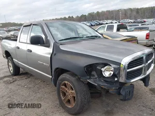 2006 Dodge 1500 SLT with VIN 1D7HA18N26J101670, listed as a IAAI auction lot 41718322 with 280,584 mi miles and . Bid and sale history available at carsss.com. Image 1.