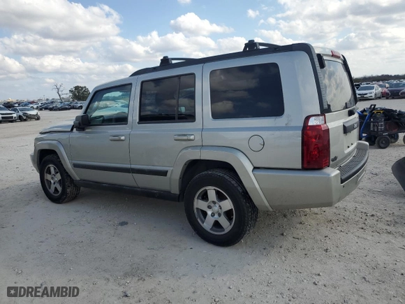 2009 Jeep Commander Sport with VIN 1J8HH48K59C514861, listed as a Copart auction lot 44076015 with 129,674 mi miles and Salvage Title. Bid and sale history available at carsss.com. Image 2.