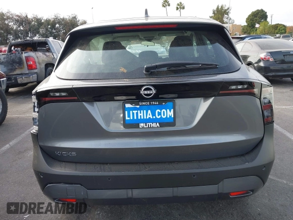 2025 Nissan Kicks S with VIN 3N8AP6BA7SL310908, listed as a IAAI auction lot 40967736 with 77 mi miles. Bid and sale history available at carsss.com. Image 16.