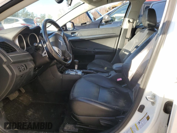 2010 Mitsubishi Lancer GTS z VIN JA32X8HWXAU002102, wystawiony jako Copart lot #49619165 z przebiegiem 150 822 mil mil oraz Szkoda całkowita • Salvage title. Historia ofert i sprzedaży dostępna na DreamBid. Obrazek 7.
