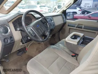 2008 Ford Super Duty F-250 SRW XL with VIN 1FTSW21598EC71246, listed as a IAAI auction lot 41713231 with 245,179 mi miles. Bid and sale history available at carsss.com. Image 5.