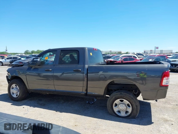 2024 Ram 2500 Tradesman with VIN 3C6UR5CL9RG330312, listed as a IAAI auction lot 42299968 with 657 mi miles and . Bid and sale history available at DreamBid. Image 15.