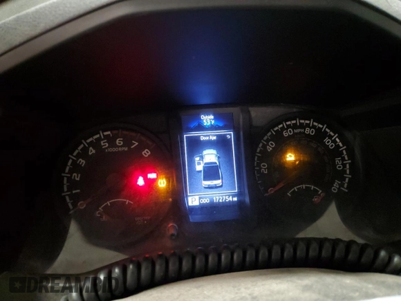2018 Toyota Tacoma SR z VIN 5TFSX5EN3JX061440, wystawiony jako Copart lot #86986654 z przebiegiem 172 754 mil mil oraz Szkoda całkowita • Salvage title. Historia ofert i sprzedaży dostępna na DreamBid. Obrazek 9.