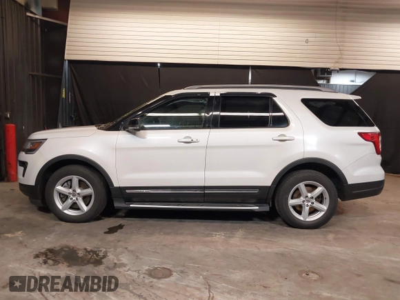 2018 Ford Explorer XLT with VIN 1FM5K7D89JGA54488, listed as a IAAI auction lot 42558280 with 56,106 mi miles and . Bid and sale history available at DreamBid. Image 14.