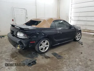 1994 Ford Mustang z VIN 1FALP45T2RF202440, wystawiony jako Copart lot #46273285 z przebiegiem 41 166 mil mil oraz Szkoda całkowita • Salvage title. Historia ofert i sprzedaży dostępna na DreamBid. Obrazek 3.