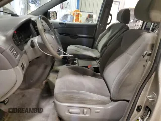 2005 Toyota Sienna LE with VIN 5TDBA23C05S047380, listed as a Copart auction lot 48168415 with 101,252 mi miles and Non Repairable. Bid and sale history available at carsss.com. Image 7.