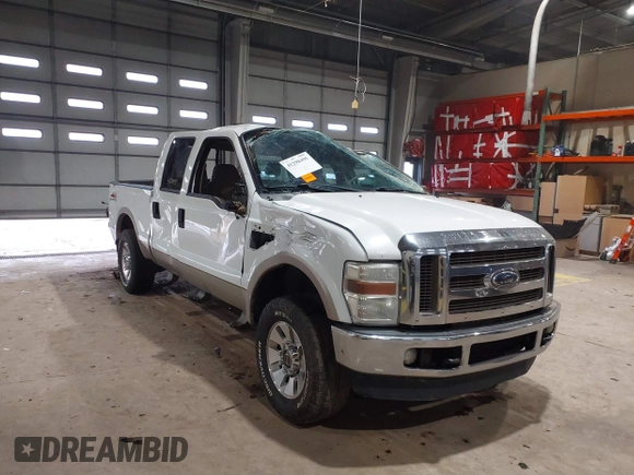 2008 Ford F-250 XL with VIN 1FTSW21R18EE01121, listed as a IAAI auction lot 41298495 with 131,183 mi miles. Bid and sale history available at carsss.com. Image 6.