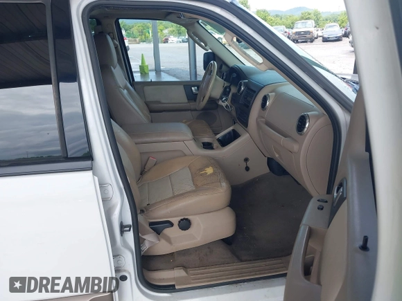 2003 Ford Expedition Eddie Bauer with VIN 1FMEU17W73LC16937, listed as a IAAI auction lot 42631651 with 203,144 mi miles and . Bid and sale history available at DreamBid. Image 5.