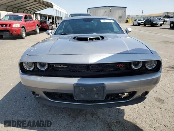 2016 Dodge Challenger R/T Plus with VIN 2C3CDZBT8GH101892, listed as a Copart auction lot 62171595 with 195,533 mi miles and Salvage title. Bid and sale history available at DreamBid. Image 5.