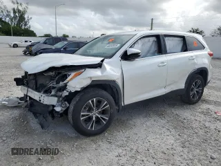 2019 Toyota Highlander LE with VIN 5TDZARFH5KS060118, listed as a Copart auction lot 60232615 with 52,960 mi miles and Non repairable. Bid and sale history available at DreamBid. Image 1.