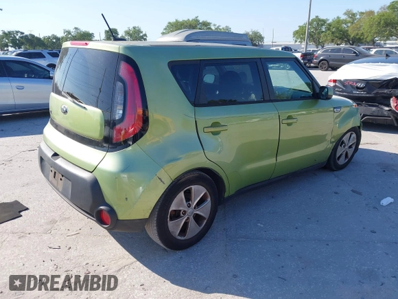 2015 Kia Soul with VIN KNDJN2A23F7809901, listed as a IAAI auction lot 41876718 with 111,786 mi miles. Bid and sale history available at carsss.com. Image 4.