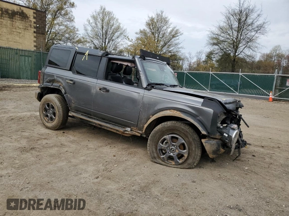 2024 Ford Bronco Big Bend z VIN 1FMDE7BH1RLA08209, wystawiony jako Copart lot #52204615 z przebiegiem Nie podano mil oraz Szkoda całkowita • Salvage title. Historia ofert i sprzedaży dostępna na DreamBid. Obrazek 4.