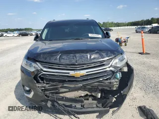 2020 Chevrolet Traverse LT Cloth z VIN 1GNERGKW1LJ318351, wystawiony jako Copart lot #53524485 z przebiegiem 108 821 mil mil oraz Szkoda całkowita • Salvage title. Historia ofert i sprzedaży dostępna na DreamBid. Obrazek 5.