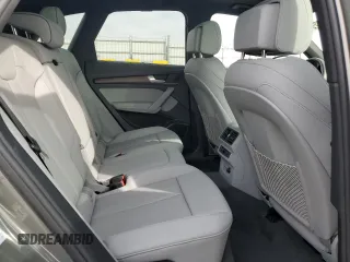 2024 Audi Q5 S line Premium Plus z VIN WA1E2AFY3R2073149, wystawiony jako Copart lot #47267295 z przebiegiem 18 203 mil mil oraz Szkoda całkowita • Salvage title. Historia ofert i sprzedaży dostępna na DreamBid. Obrazek 11.