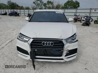 2018 Audi Q3 Premium with VIN WA1BCCFS8JR023723, listed as a Copart auction lot 37812953 with 40,695 mi miles. Bid and sale history available at carsss.com. Image 5.