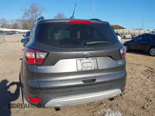 2018 Ford Escape SE with VIN 1FMCU0GD0JUA87303, listed as a IAAI auction lot 41612502 with 70,233 mi miles. Bid and sale history available at carsss.com. Image 17.
