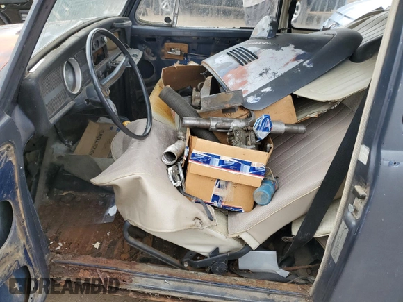 1970 Volkswagen Beetle with VIN 1102591381, listed as a Copart auction lot 66909304 with 10,152 mi miles and Non Repairable. Bid and sale history available at DreamBid. Image 7.