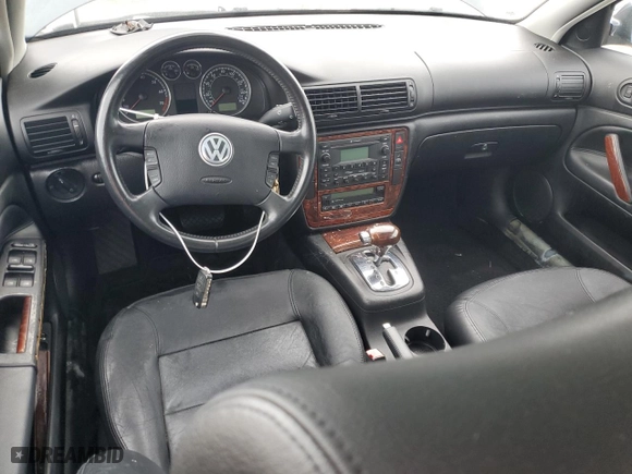 2003 Volkswagen Passat GLX with VIN WVWTH63B93P438260, listed as a Copart auction lot 74855644 with 0 mi miles and Non Repairable. Bid and sale history available at carsss.com. Image 8.