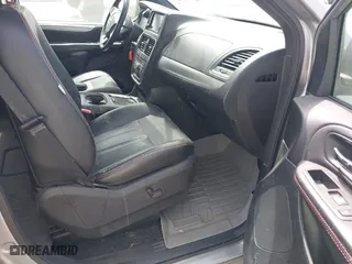 2016 Dodge Grand Caravan R/T with VIN 2C4RDGEG4GR312266, listed as a IAAI auction lot 41868362 with 223,217 mi miles. Bid and sale history available at carsss.com. Image 5.