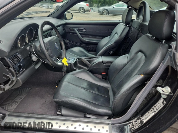 1998 Mercedes-Benz SLK 230/320 с VIN WDBKK47F1WF061897, выставлен на аукционе Copart как лот 60979075 с пробегом 66 539 миль миль и Чистый • Clean title. История ставок и продаж доступна на DreamBid. Изображение 7.