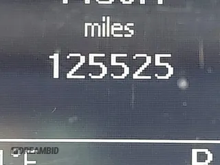 2011 Mercedes-Benz E-Class E 350 Luxury with VIN WDDHF5GB2BA356992, listed as a IAAI auction lot 41928058 with 125,525 mi miles. Bid and sale history available at carsss.com. Image 16.
