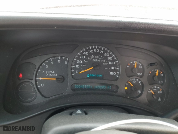 2004 Chevrolet Avalanche Z71 with VIN 3GNEK12T84G170855, listed as a Copart auction lot 51017005 with 189,205 mi miles and Salvage Title. Bid and sale history available at carsss.com. Image 9.