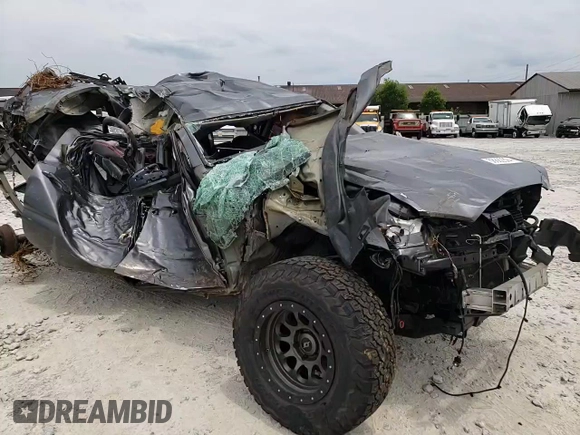 2018 Toyota Tacoma SR z VIN 5TFCZ5AN8JX143068, wystawiony jako Copart lot #58862394 z przebiegiem Nie podano mil oraz Nie do naprawy • Non repairable. Historia ofert i sprzedaży dostępna na DreamBid. Obrazek 10.