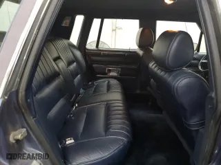 1988 Lincoln Town Car with VIN 1LNBM81F2JY754921, listed as a Copart auction lot 76236564 with 593,215 mi miles and Salvage Title. Bid and sale history available at carsss.com. Image 10.