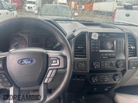 2022 Ford F-350 XL with VIN 1FD8W3HT9NED09912, listed as a Copart auction lot 54900335 with 149,507 mi miles and Clean Title. Bid and sale history available at DreamBid. Image 9.