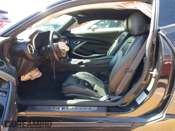 2016 Chevrolet Camaro 2SS with VIN 1G1FH1R77G0138131, listed as a IAAI auction lot 42054753 with 44,062 mi miles and . Bid and sale history available at DreamBid. Image 5.