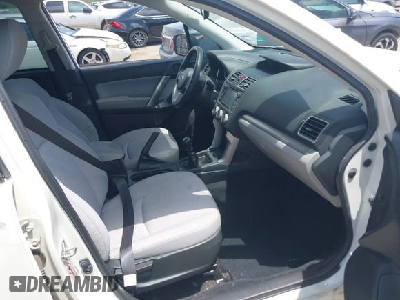 2018 Subaru Forester z VIN JF2SJAAC0JG456885, wystawiony jako IAAI lot #42447740 z przebiegiem 73 768 mil mil oraz . Historia ofert i sprzedaży dostępna na DreamBid. Obrazek 5.