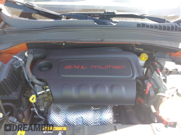 2016 Jeep Renegade Latitude with VIN ZACCJABTXGPC53077, listed as a IAAI auction lot 42134081 with 30,191 mi miles and . Bid and sale history available at carsss.com. Image 10.