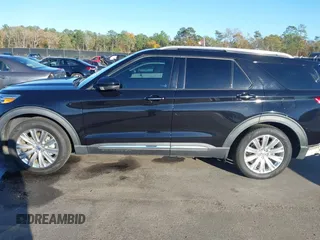 2021 Ford Explorer Limited with VIN 1FMSK7FH6MGB19835, listed as a IAAI auction lot 40901226 with 66,182 mi miles. Bid and sale history available at carsss.com. Image 14.