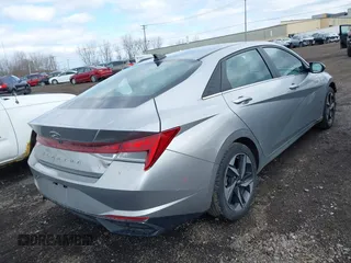 2022 Hyundai Elantra SEL z VIN 5NPLN4AG9NH078241, wystawiony jako IAAI lot #41864349 z przebiegiem 41 860 mil mil oraz . Historia ofert i sprzedaży dostępna na DreamBid. Obrazek 4.