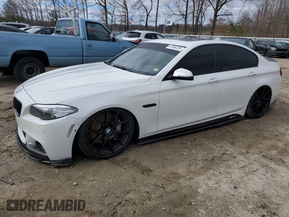 2015 BMW 5 Series 550i z VIN WBAKN9C55FD682331, wystawiony jako Copart lot #47356725 z przebiegiem 80 741 mil mil oraz Szkoda całkowita • Salvage title. Historia ofert i sprzedaży dostępna na DreamBid. Obrazek 1.