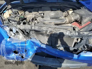 2015 Nissan Frontier Pro-4X with VIN 1N6AD0EV2FN736394, listed as a Copart auction lot 53916455 with 116,801 mi miles and Salvage title. Bid and sale history available at DreamBid. Image 11.