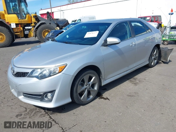 2014 Toyota Camry L with VIN 4T1BF1FK6EU853326, listed as a IAAI auction lot 41874392 with 134,532 mi miles. Bid and sale history available at carsss.com. Image 17.