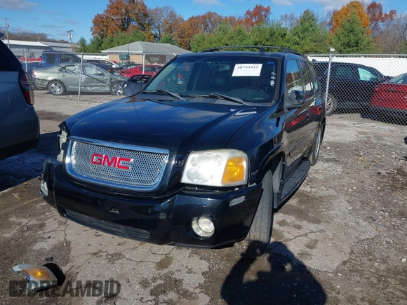 2006 GMC Envoy Denali with VIN 1GKET63M462257064, listed as a IAAI auction lot 40793921 with 179,304 mi miles. Bid and sale history available at carsss.com. Image 2.