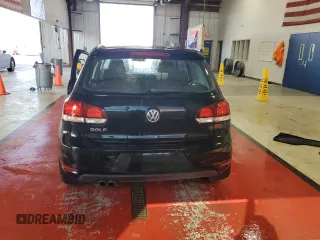 2011 Volkswagen Golf с VIN WVWDB7AJ0BW180480, выставлен на аукционе Copart как лот 53612765 с пробегом 52 836 миль миль и Списание • Salvage title. История ставок и продаж доступна на DreamBid. Изображение 6.